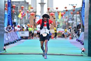 BIB: 587
                            <button type="button" onclick="openModal(21799780)" class="btn btn-primary btn-sm float-right btn-popup" data-toggle="modal" data-target=".modal-high-quality">
                        <i class="fas fa-shopping-cart"></i> Add to Cart
                    </button>
                                            <button type="button" onclick="isThisMe(21799780, true)" class="btn btn-success btn-sm float-right btn-popup btn-isme hidden" data-toggle="tooltip" data-placement="bottom" title="นี่คือรูปของคุณใช่ไหม คลิกที่นี่เพื่อเอาเข้าอัลบั้ม">
                        <i class="fas fa-plus"></i> Add to album
                    </button>
                    <button type="button" onclick="isThisMe(21799780, false)" class="btn btn-warning btn-sm float-right btn-popup btn-isnotme hidden">
                        <i class="fas fa-ban"></i> Remove from album
                    </button>